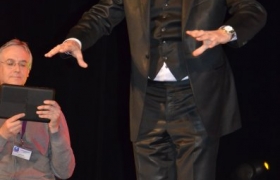 xavier-nicolas-au-concours-de-mentalisme-de-l-oedm-pour-le-nostradamus-2012-17
