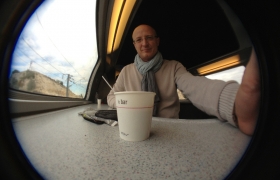 2012-10-11-02-pause-cafe-dans-le-train-pour-le-congres-ffap-2012