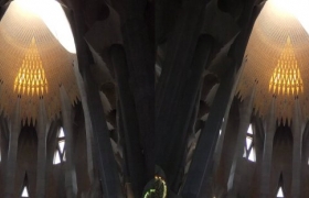 sagrada-familia-de-barcelone-3d-27