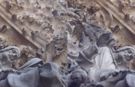 sagrada-familia-de-barcelone-3d-7